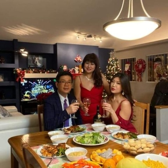 Meet your Posher, Tom - Picture 1 of 1